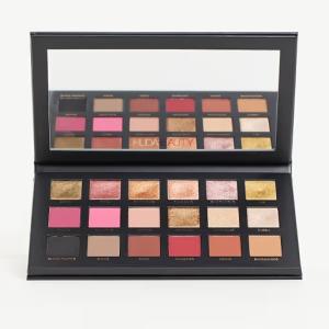 18 Color Shimmery Eyeshadow Palette Endless Glamour & Creativity