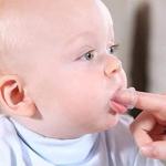 Baby Finger Brush - Baby Teeth Brush, Baby Silicone (Clear Color, Pack of 1)