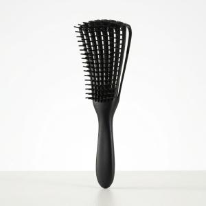 Detangling Brush Multifunctional Octopus Hair Comb Scalp Massager(1 Piece) Black.