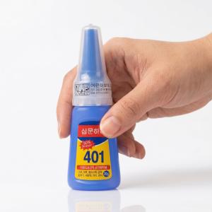 Super Glue Stronger For Artificial Or Fake Nails Glue (clear, pack of 1).