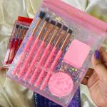 2 pcs puff with brush (6 Brush & 2 Puff)