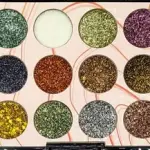 18 Shade Glittering Eyeshadow & Highlighter Palette 1 Pcs