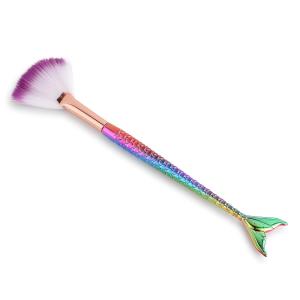 Fish Shaped Makeup Brushes 1 Pcs