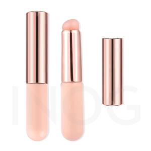 Silicone Lip Brush (Pink) Pack Of 1.