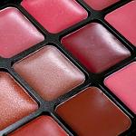 Ocean Beauty 18 Color Eyeshadow Palette 1 Pcs