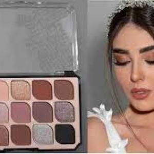 15 Shades mood Eyeshadow Palette 15 g  (MULTI COLOUR)
