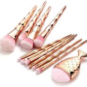 Diamond cut Handle Makeup Brush Set With Big Fish Tail For Foundation /Eyeshadow /Lips-11 Pieces