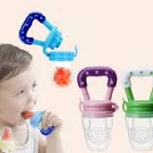 Baby Fruit Feeder for 3 to 12 Months,(Multicolour) 1 Piece.