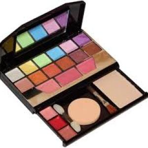 Multicolour Makeup Kit Pack of 1