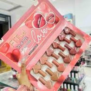 Love swipe lip mousse heart shape lipstick Colors Sweet Heart (Set of 1).
