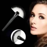 Foundation Brush and Large Fan Brush 1 Pcs