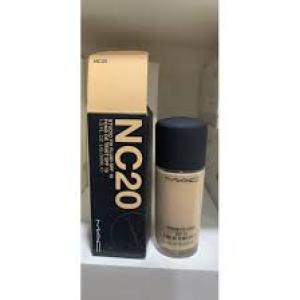 Liquid Foundation / Oil Control  Pack of 1
