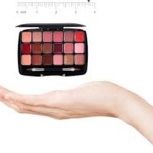 Ocean Beauty 18 Color Eyeshadow Palette 1 Pcs