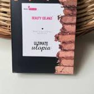 4-in-1 Mocallure Ultimate Eyeshadow Palette 1 Pcs