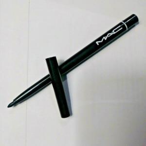 Eyeliner - 1 PCS Black & Brown Waterproof Long-Lasting Pencil for Easy & Quick Makeup