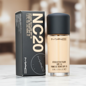 Liquid Foundation / Oil Control  Pack of 1