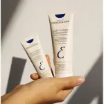 3 in 1 Multifunction Moisturiser - Primer, Moisturiser, and Make-up Remover.