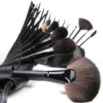 24 Piece Makeup Brush Set with PU Leather Case (Black)