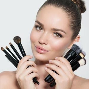 Premium 12-Piece Makeup Brush Set – Professional Synthetic Brushes.