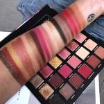 18 color eyeshadow plate Pack of )Multicolor.