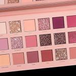 18 Color Eyeshadow Pallet of Shimmer and Matte for Eye Makeup (Pack of 1).