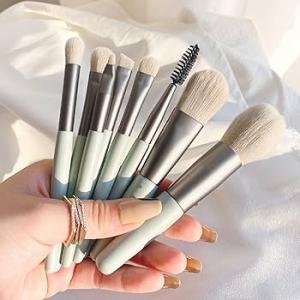 8 PCS Makeup All In One Brush
