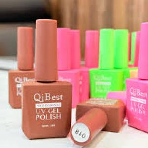 Professional UV Gel Polish (Pack of 1) Multicolor.