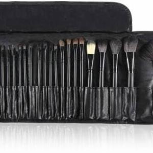 24 Piece Makeup Brush Set