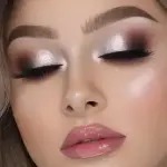 NON TRANSFER MATTE LOOK FOUNDATION (PACK OF 1)