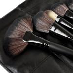24 Piece Makeup Brush Set with PU Leather Case (Black)