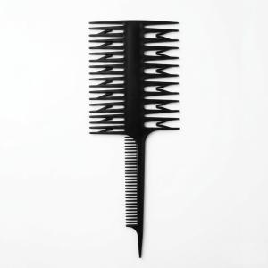 Dyeing Sectioning Comb (Black) (Pack Of 1)
